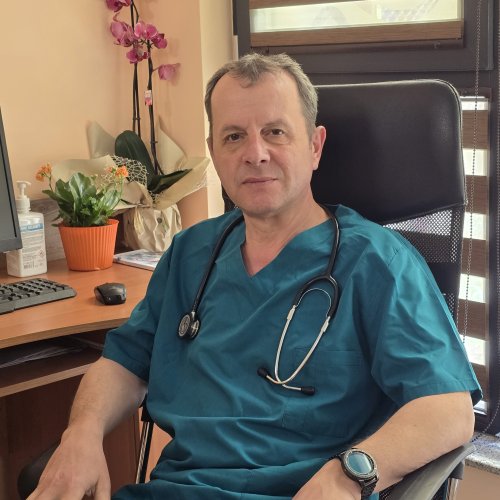 Д-р Димитър Кръстев